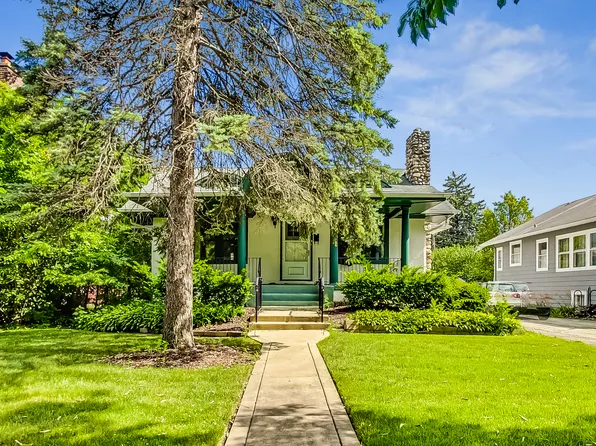 225 Herrick Rd, Riverside, IL 60546