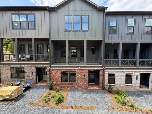 530 Bulrush Ln, Alpharetta, GA 30009