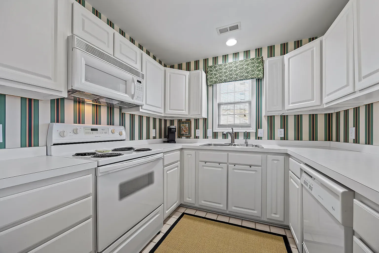 2 bed, 953 sqft, $1,800 — Photo 4