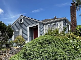 4710 34th Ave NE, Seattle, WA 98105