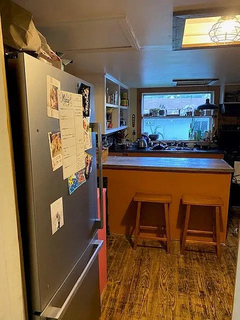 2 bed, 1039 sqft, $1,900 — Photo 4
