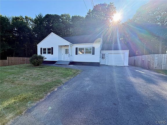 2nd image of 106 Keith Dr