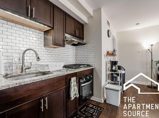 1501 W Fullerton Ave #NAEHHPYKY, Chicago, IL 60614