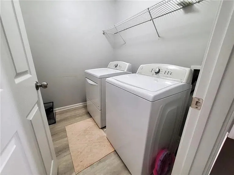 5030 Sherwood Way — Photo 6