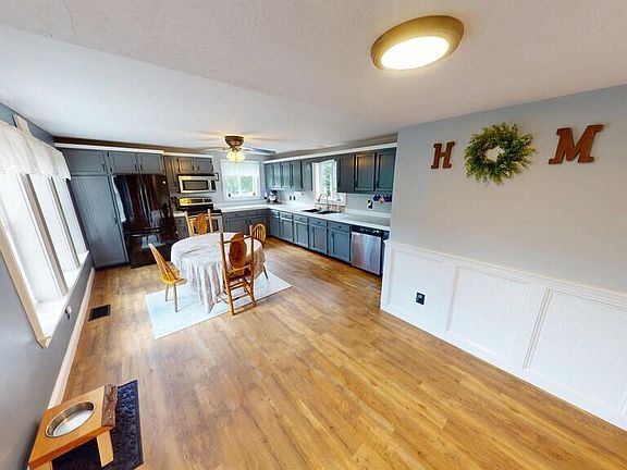 3rd image of 251 Hampden Road