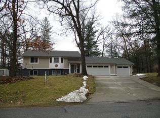 11225 W Harlow Rd, Greenville, MI 48838