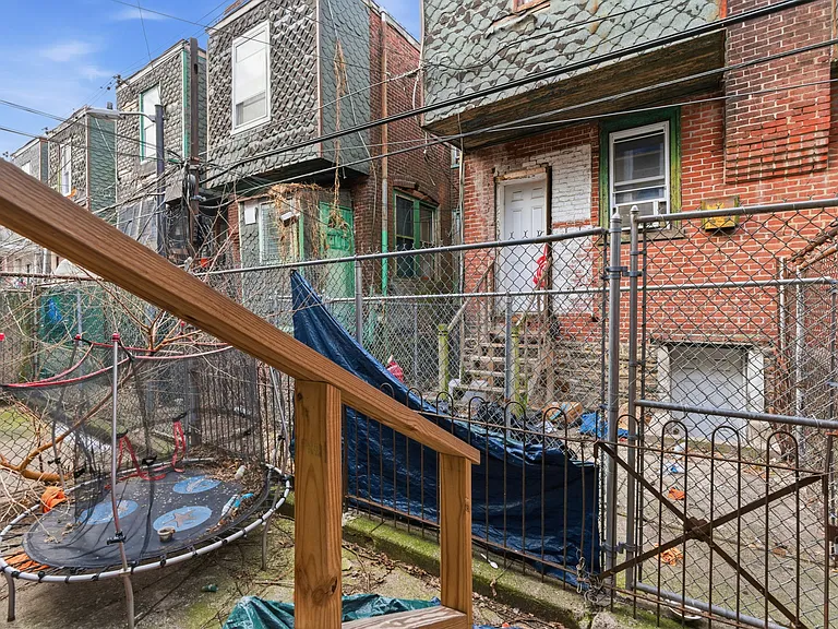 4120 N Darien St — Photo 11
