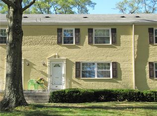 81 Chapel Dr, Pittsburgh, PA 15237