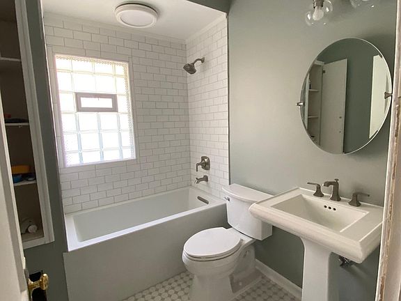 3rd image of 1296 Cranford Ave