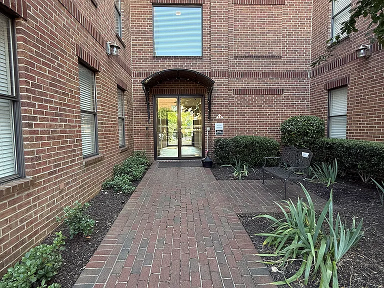 731 Litty Ct #103 — Photo 4