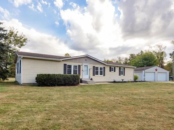 1035 12th St, Martin, MI 49070