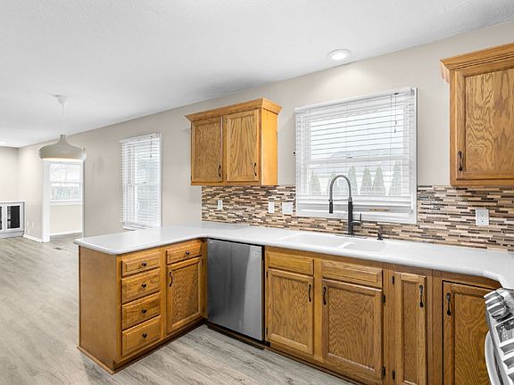 5th image of 5414 Trippel Dr