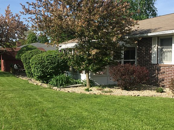 5th image of 107 Westwood Dr
