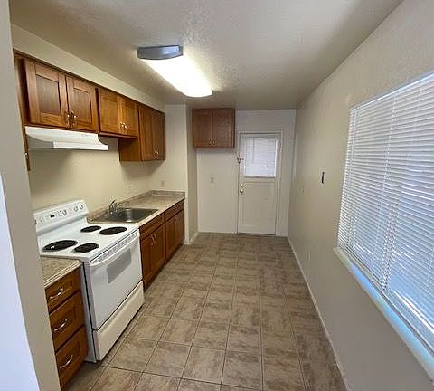 4th image of 1661 Citrus St APT A