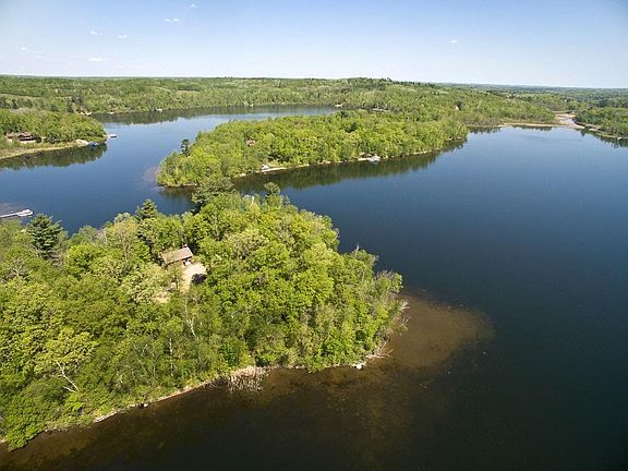 3rd image of 16695 Eaglewood Dr