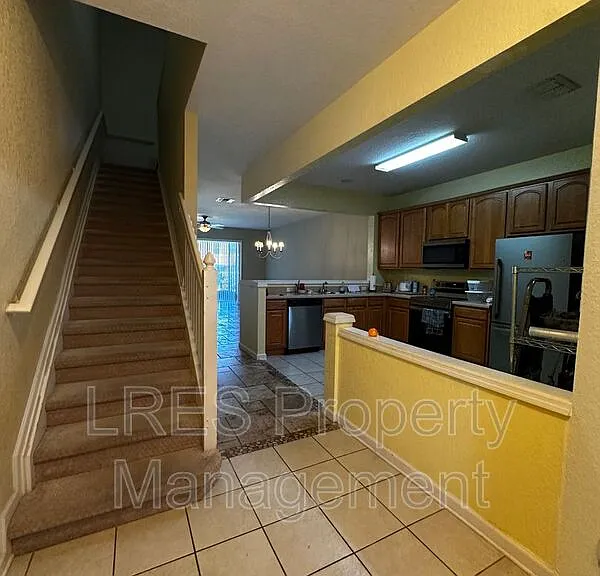 606 Cruz Bay Cir — Photo 5