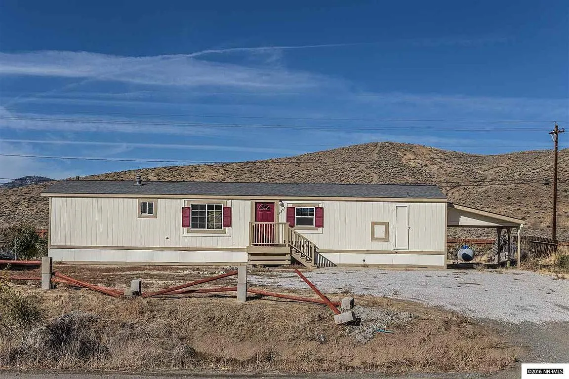 17895 Blackbird Dr photo 1