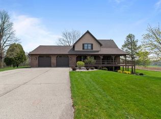 W3838 Ridge Point Rd, Appleton, WI 54913