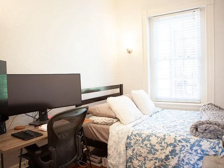 42 Anderson St #4 — Photo 9