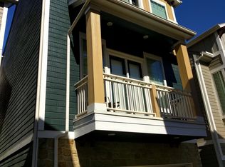 776 Nicholson St, Houston, TX 77007