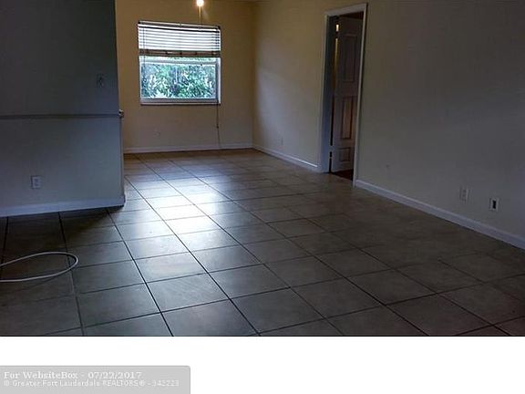 3rd image of 1805 NE 2nd St