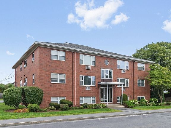 2nd image of 40 Whitman Rd APT B-2