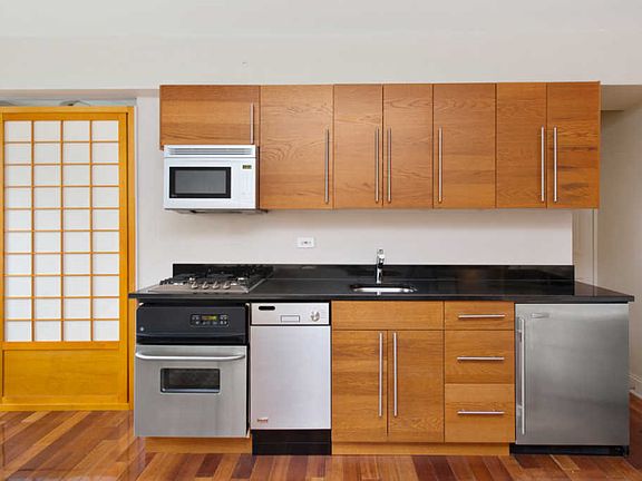 4th image of 45 W 10th St APT 3J