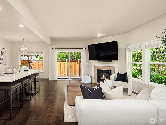 5th image of 12311 NE 92nd Street #1