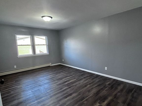 5th image of 1005 S East St APT 211
