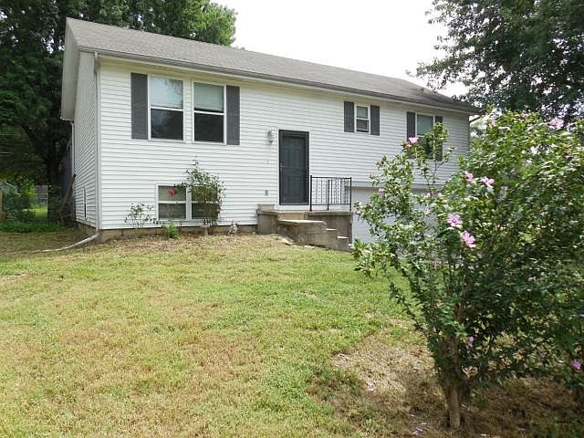 2nd image of 308 S Franklin St