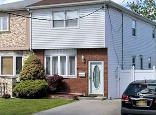 55 Parish Ave, Staten Island, NY 10314
