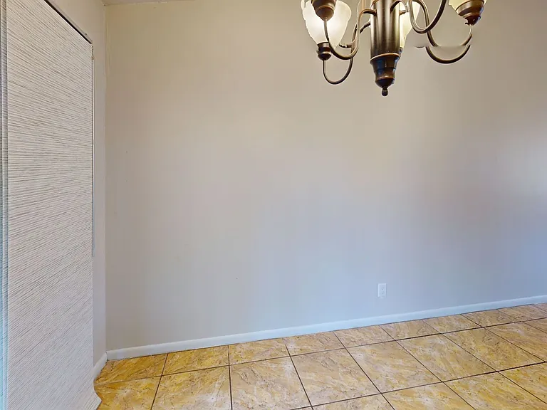 3210 S Bumby Ave — Photo 24