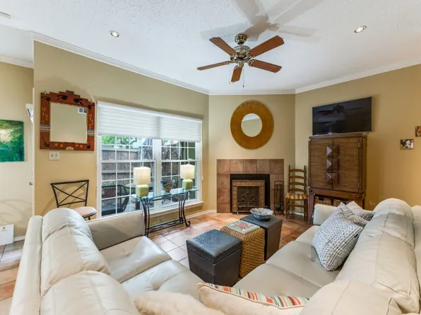 7151 Gaston Ave APT 401, Dallas, TX 75214