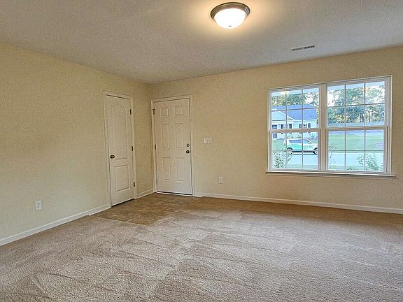 4th image of 345 Promised Land Dr