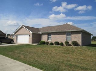 1786 G William Pkwy, Seymour, IN 47274