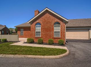 6837 Chateau Chase Dr, Columbus, OH 43235