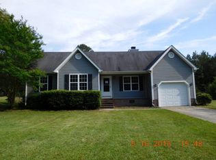 2061 Old Grantham Rd, Goldsboro, NC 27530