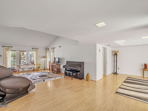 2nd image of 9422 E MINNESOTA Avenue