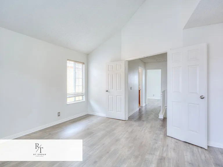 13006 Parkview Dr — Photo 22
