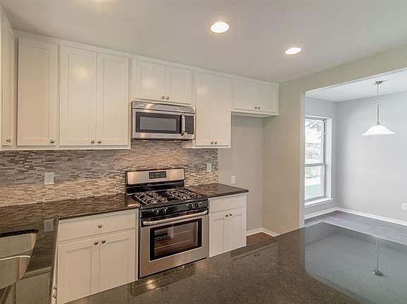 3rd image of 11354 Carissa Dr