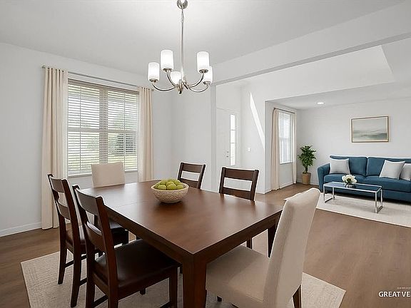 Formal Dinning & Gathering