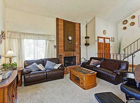 2nd image of 2060 Camino Dr