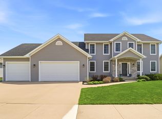 3208 S Solitude Ln, Appleton, WI 54915