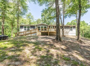 85 Baughman Rd, Poplarville, MS 39470