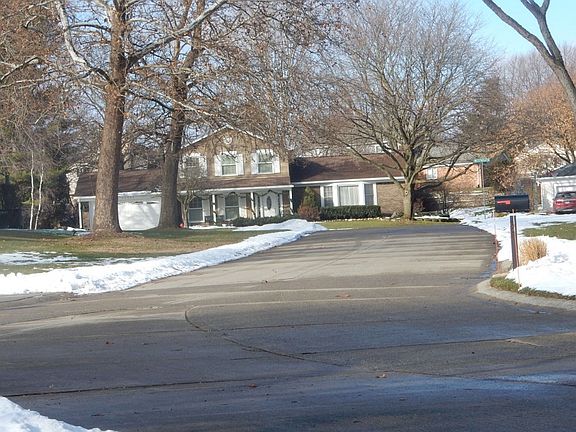 5th image of 16167 Thorndyke Ct