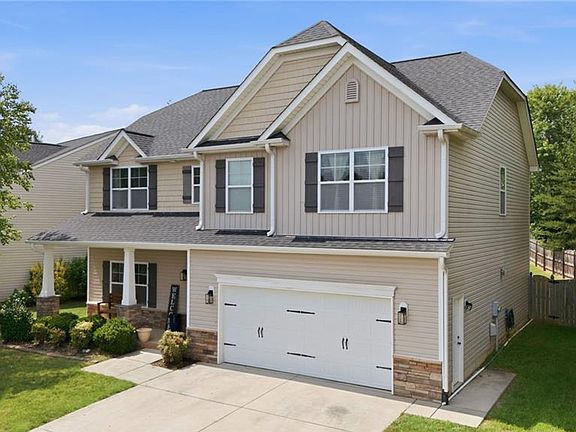 2nd image of 218 Penry Ln