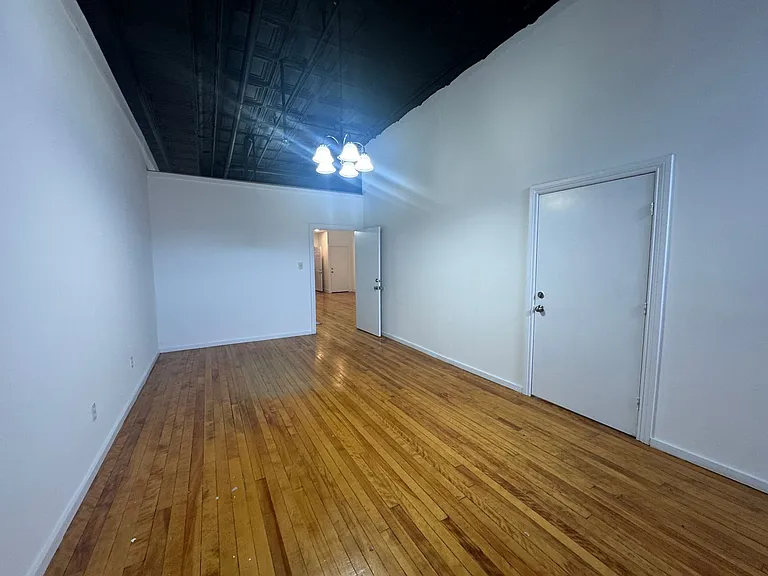 171 Genesee St — Photo 25
