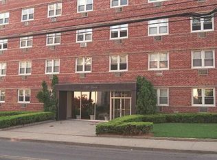 140 Grove St #G2H, Stamford, CT 06902