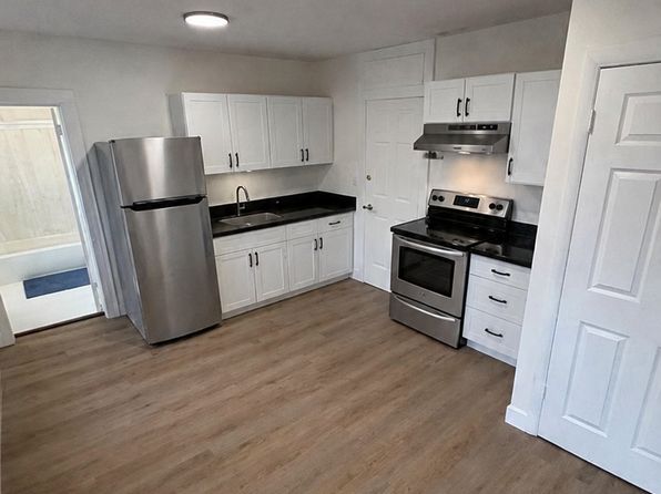 2 Washington Ave #8