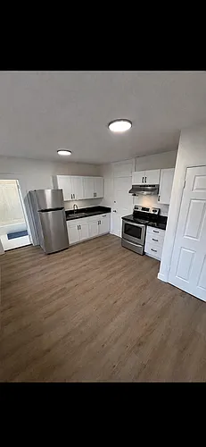 2 Washington Ave Photo 1